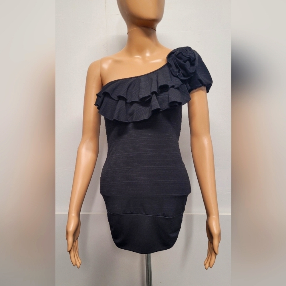 New XOXO Stretch Mini One Shoulder Black Dress Bodycon Ruffled Rose S
